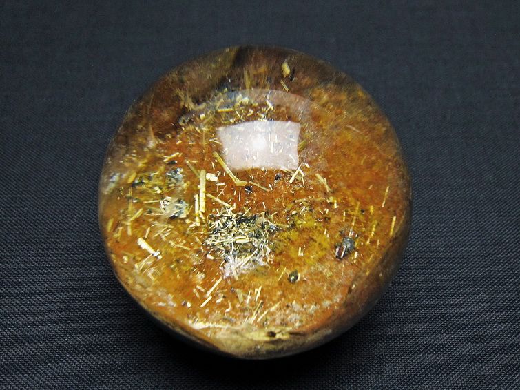 ゴールドタイチンルチル入り 水晶 丸玉 44mm [t637-4725] 2枚目