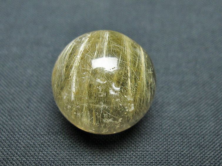 ルチル入り 水晶 丸玉 19mm [T637-4762] 1枚目