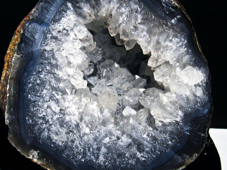 1.1Kg ウルグアイ産 アゲート水晶ドーム[T640-2052] 3枚目