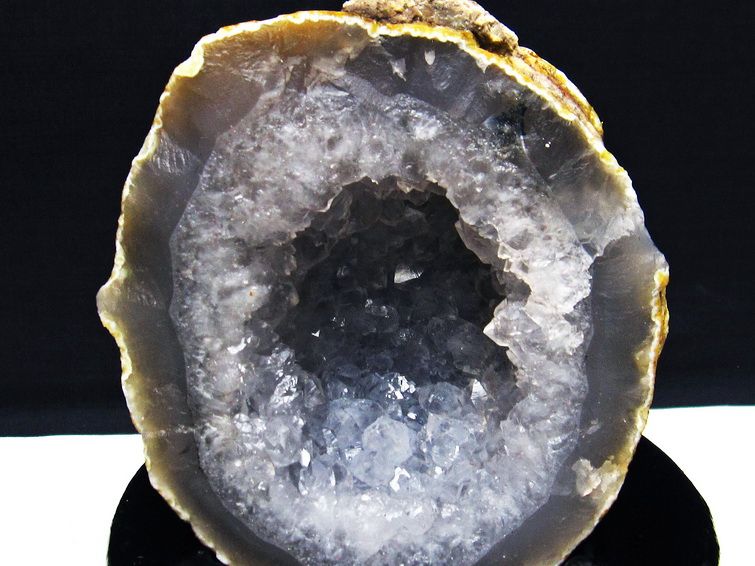 ウルグアイ産 アゲート水晶ドーム[T640-2103] 2枚目