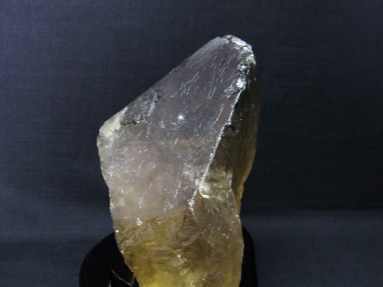 1.6Kg ライトニング水晶 原石[T641-1439] 3枚目