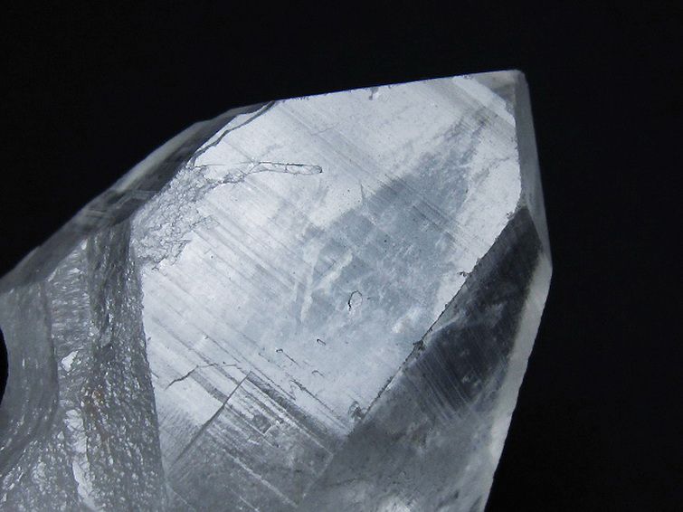 レムリアンシード水晶 原石 ミナスジェライス州コリント産 ※証明書付き[T641-1617] 2枚目