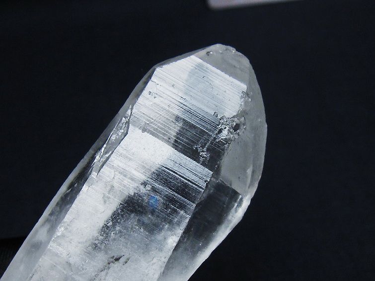 レムリアンシード水晶 原石 ミナスジェライス州コリント産 ※証明書付き[T641-1723] 2枚目