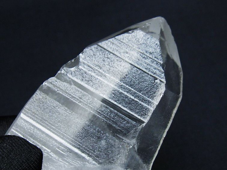 レムリアンシード水晶 原石 ミナスジェライス州コリント産 ※証明書付き[T641-1843] 2枚目