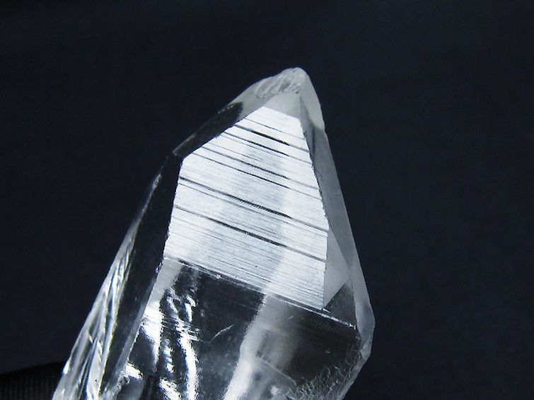 レムリアンシード水晶 原石 ミナスジェライス州コリント産 ※証明書付き[T641-1888] 2枚目