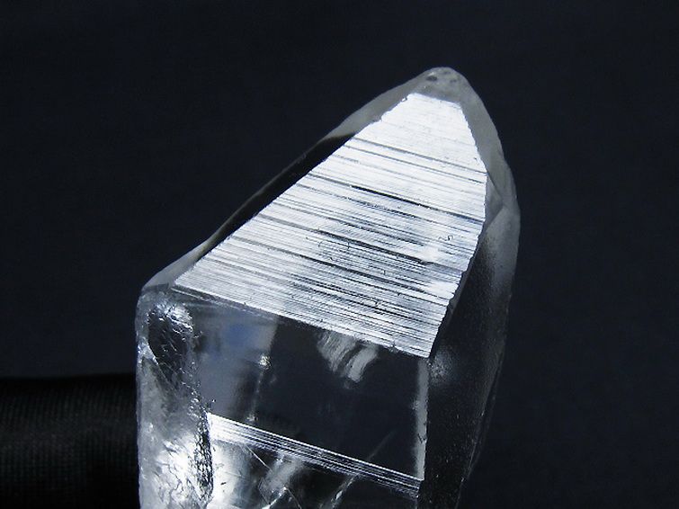 レムリアンシード水晶 原石 ミナスジェライス州コリント産 ※証明書付き[T641-1888] 3枚目