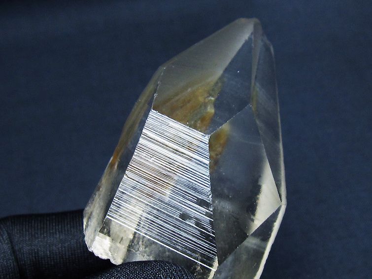 レムリアンシード水晶 原石 ミナスジェライス州コリント産 ※証明書付き[T641-1891] 3枚目