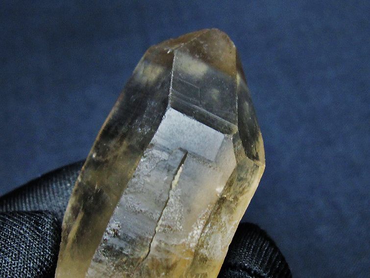 レムリアンシード 水晶 原石 ミナスジェライス州コリント産 ※証明書付き[T641-1975] 3枚目