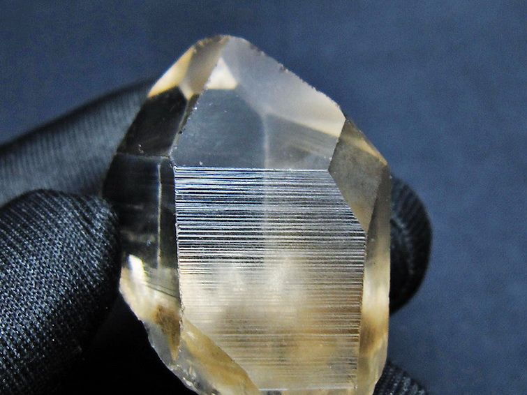 レムリアンシード 水晶 原石 ミナスジェライス州コリント産 ※証明書付き[T641-2036] 3枚目