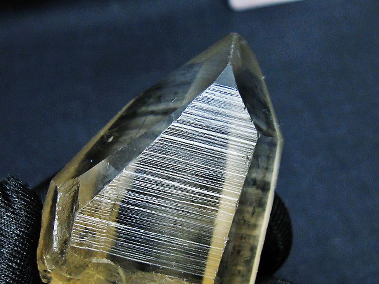 レムリアンシード 水晶 原石 ミナスジェライス州コリント産 ※証明書付き[T641-2047] 2枚目