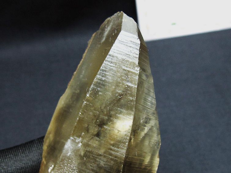 シトリン レムリアンシード水晶 原石 ミナスジェライス州コリント産 ※証明書付き[T641-2093] 3枚目