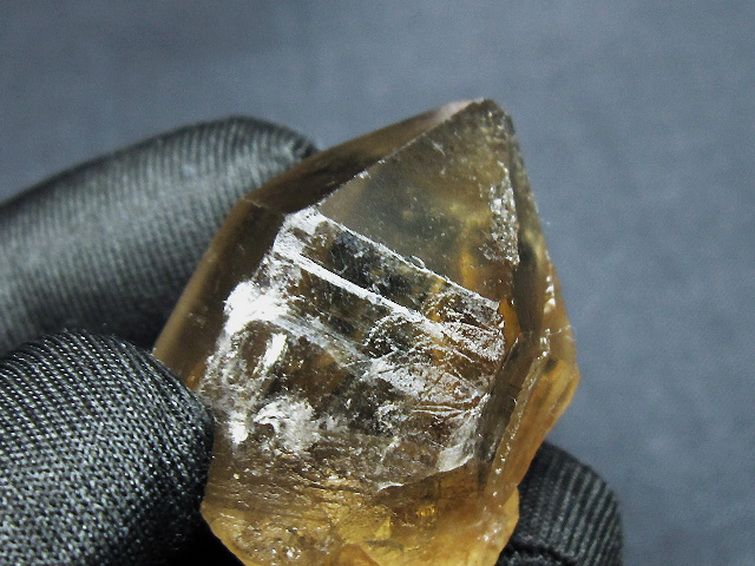 シトリン レムリアンシード水晶 原石 ミナスジェライス州コリント産 ※証明書付き[T641-2108] 3枚目