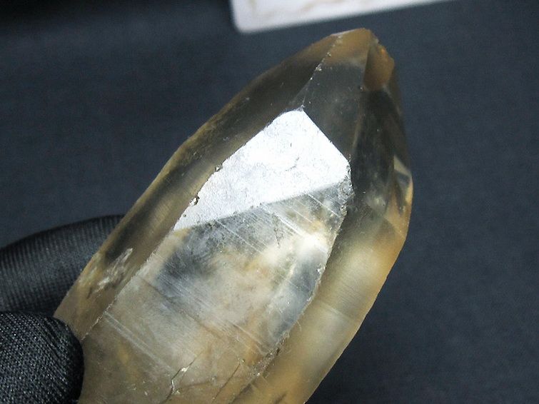 シトリン レムリアンシード水晶 原石 ミナスジェライス州コリント産 ※証明書付き[T641-2139] 3枚目