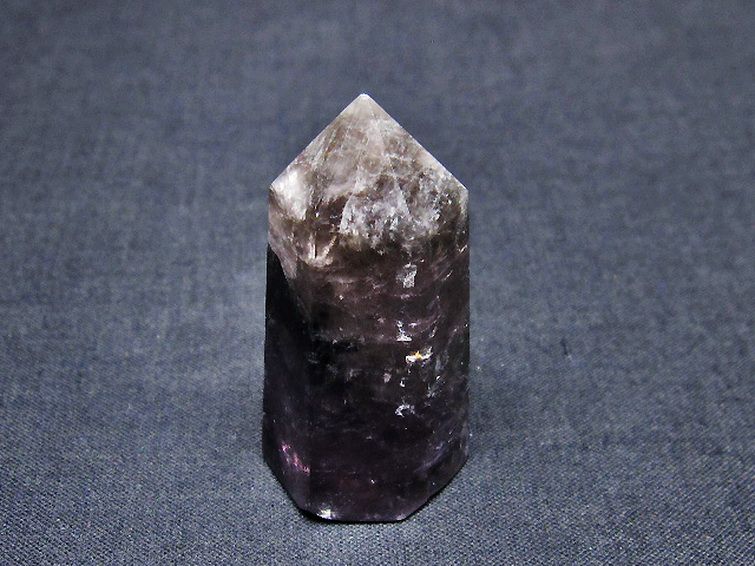 アメジスト 六角柱 [t642-5886] 1枚目