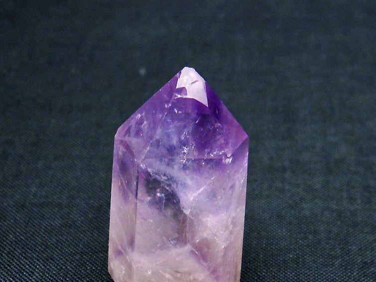 アメジスト 六角柱 [t642-5998] 3枚目