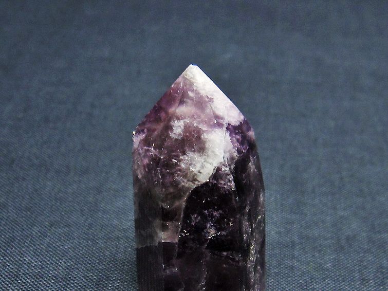 アメジスト 六角柱 [t642-6037] 3枚目