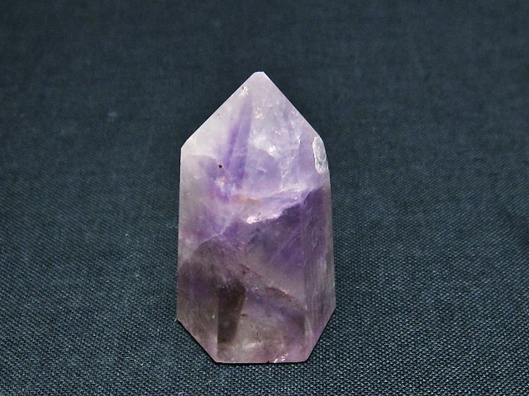 アメジスト 六角柱 [t642-6179] 1枚目