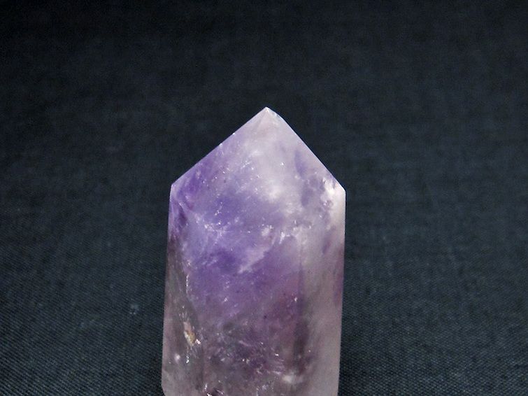 アメジスト◎六角柱◎ブラジル産◎横５.３㎝高さ１５.５㎝重量４９０ℊ アメジスト 六角柱 t720-1213 : 誠安天然石専門店 - 通販 - Yahoo