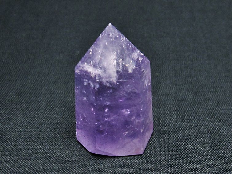 アメジスト 六角柱 [t642-6268] 1枚目