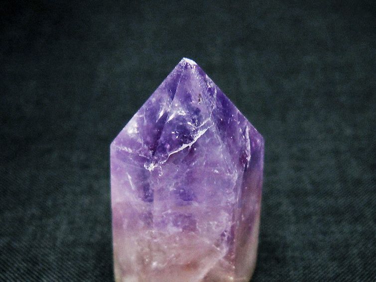 アメジスト 六角柱 [t642-6457] 3枚目