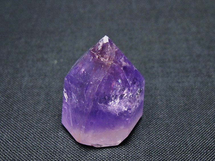 アメジスト 六角柱 [t642-6476] 1枚目