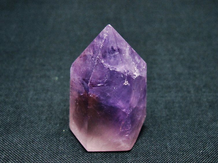 アメジスト 六角柱 [t642-6478] 1枚目