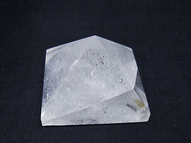ヒマラヤ水晶ピラミッド[T648-3536] 1枚目