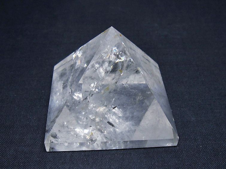 虹入り ヒマラヤ水晶ピラミッド[T648-3631] 1枚目