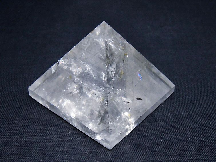 虹入り ヒマラヤ水晶ピラミッド[T648-3631] 2枚目