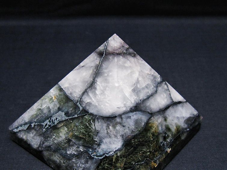 ガーデン （庭園） 水晶ピラミッド[T648-3708] 3枚目