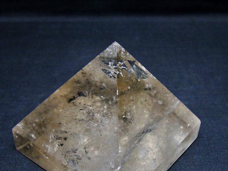 ヒマラヤ水晶ピラミッド [t648-3822] 3枚目