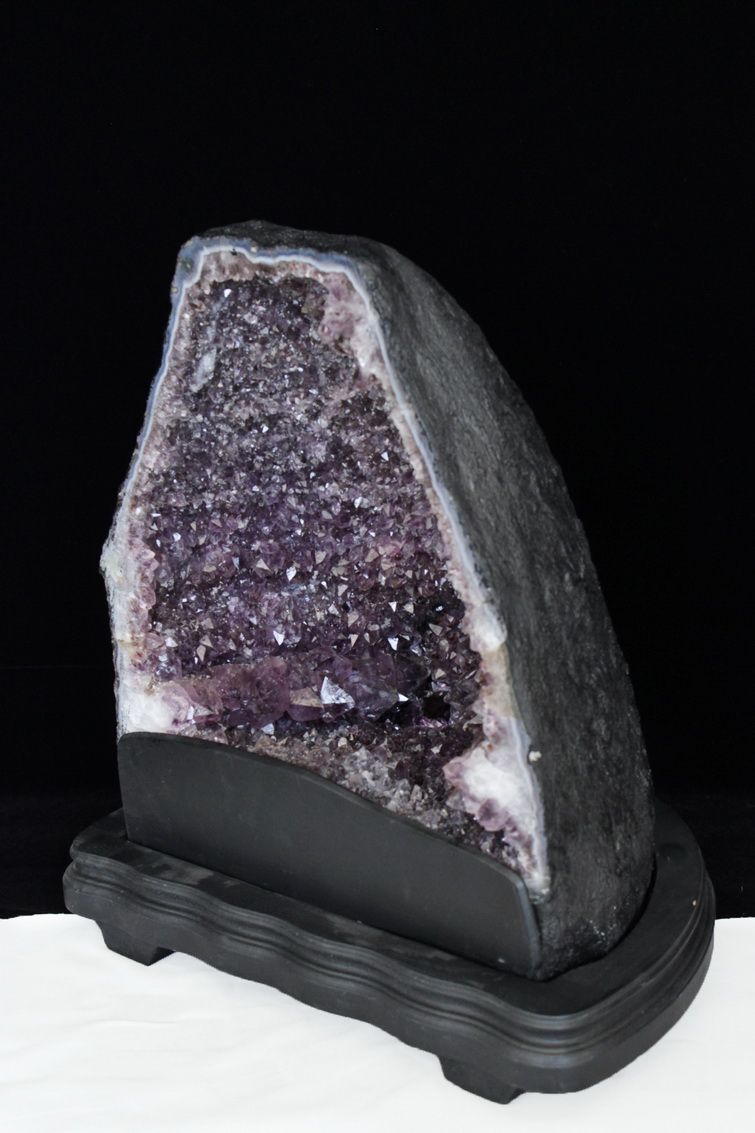 ✨破格✨極上絶品‼️秘蔵品☆アメジスト☆ミニドーム☆ブラジル産☆2080g ✨破格✨極上絶品‼️秘蔵品☆アメジスト☆ミニドーム☆ブラジル産