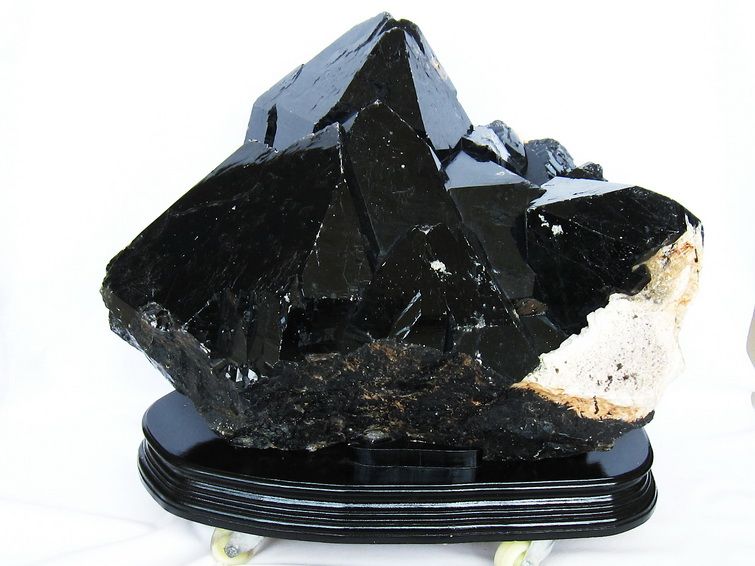 幸運の黒石モリオン。高額当選。30万円で、購入。ロト6高額当選しました。 幸運の黒石モリオン。高額当選。30万円で、購入。ロト6高額当選しま