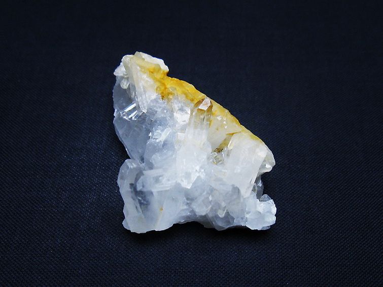 ヒマラヤ水晶クラスター[T661-8913] 1枚目