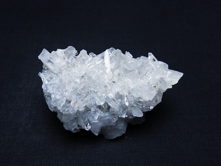 ヒマラヤ水晶クラスター[t661-8926]