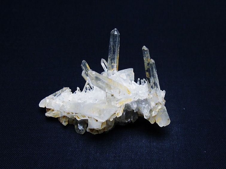 ヒマラヤ水晶クラスター [t661-9081] 1枚目