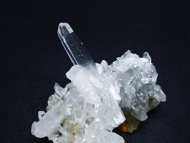 ヒマラヤ水晶クラスター[t661-9147]