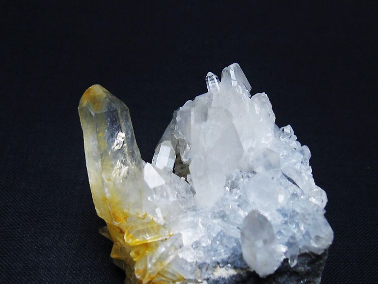 ヒマラヤ水晶クラスター [t661-9194] 2枚目