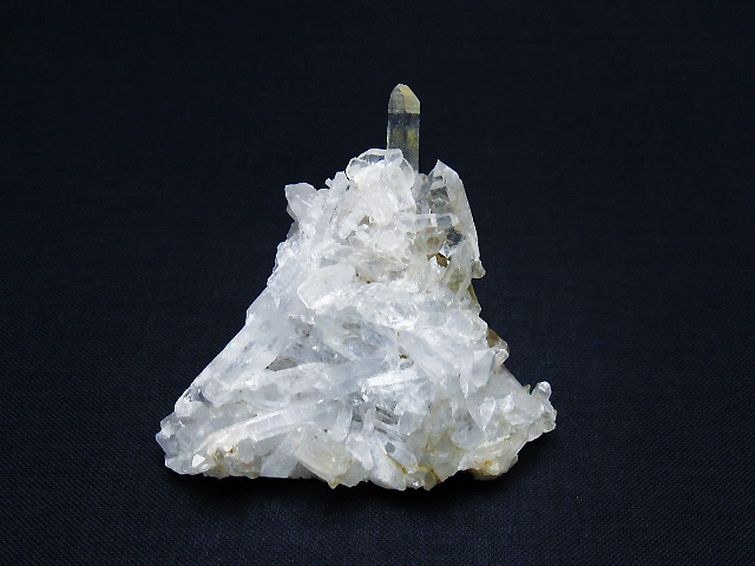 ヒマラヤ水晶クラスター [t661-9245] 1枚目