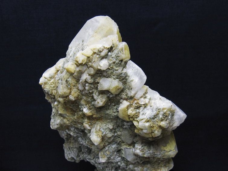 1.4Kg トルマリン入り ヒマラヤ水晶クラスター[T668-7864] 3枚目