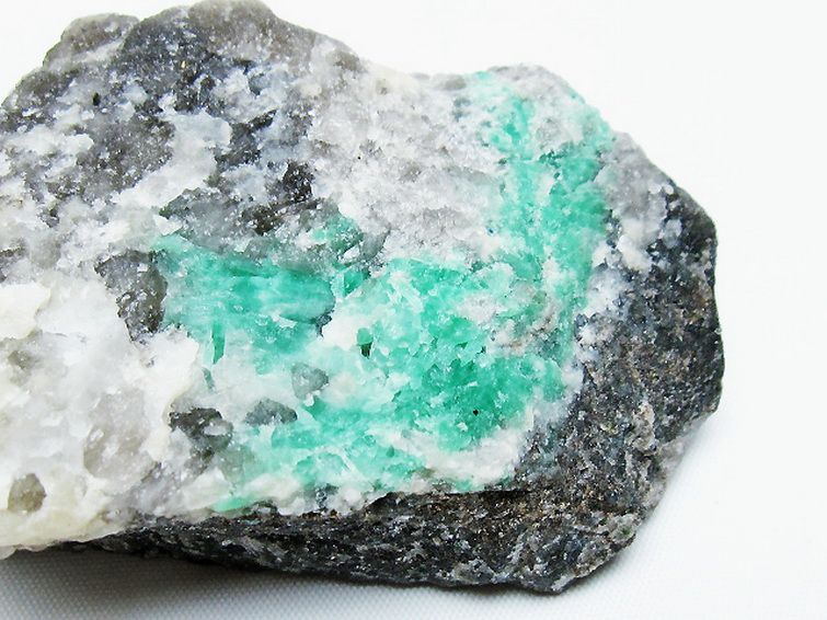 エメラルド 原石 [t672-1439] 3枚目