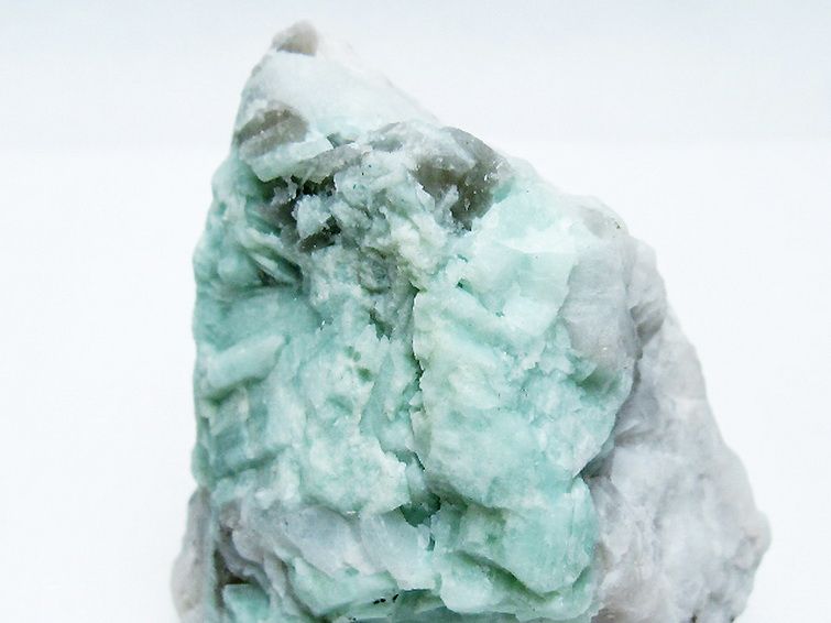 エメラルド 原石 [t672-1456] 3枚目