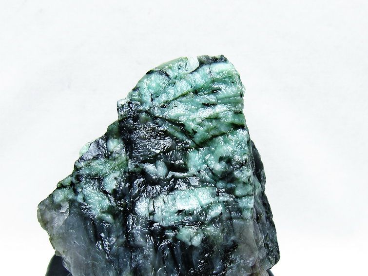 エメラルド 原石 [t672-1561] 2枚目