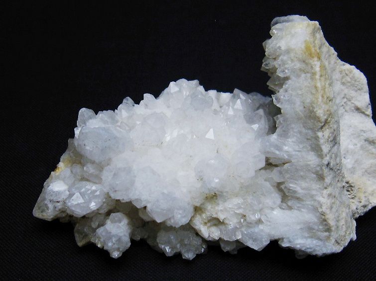 カテドラルライブラリー 水晶クラスター [t689-2346] 2枚目