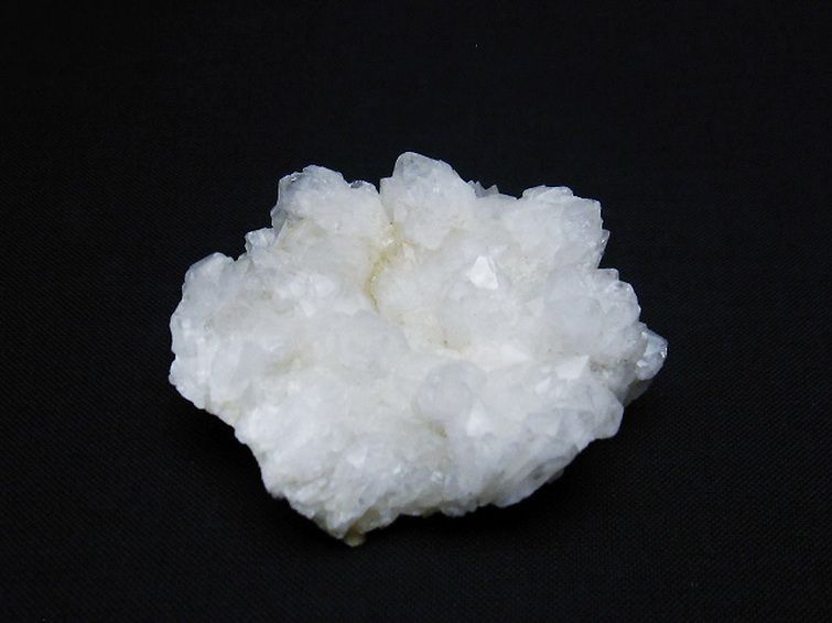 カテドラルライブラリー 水晶クラスター [t689-2400] 1枚目