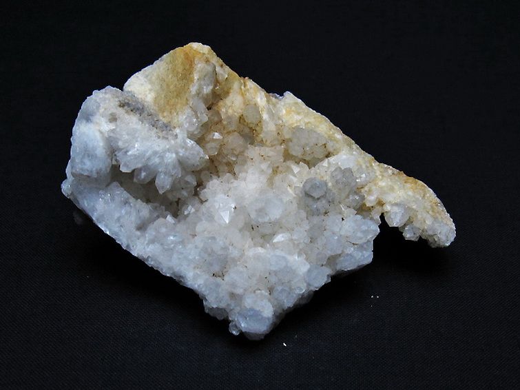 カテドラルライブラリー 水晶クラスター [t689-2581] 1枚目