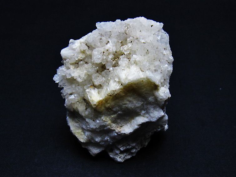 カテドラルライブラリー 水晶クラスター [t689-2594] 1枚目