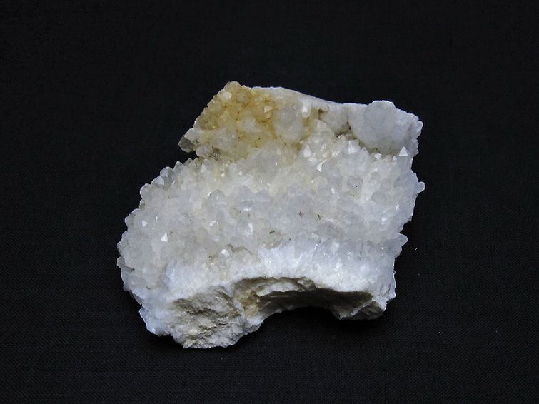 カテドラルライブラリー 水晶クラスター [t689-2617] 1枚目