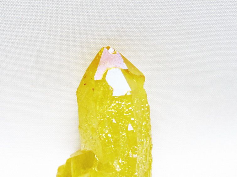 オーラ水晶 オーラクリスタル カテドラルライブラリー  原石 (イエロー)[T693-5227] 2枚目