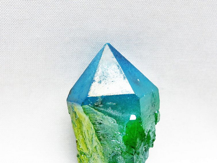 オーラ水晶 オーラクリスタル カテドラルライブラリー  原石 (グリーン)[T693-5277] 2枚目